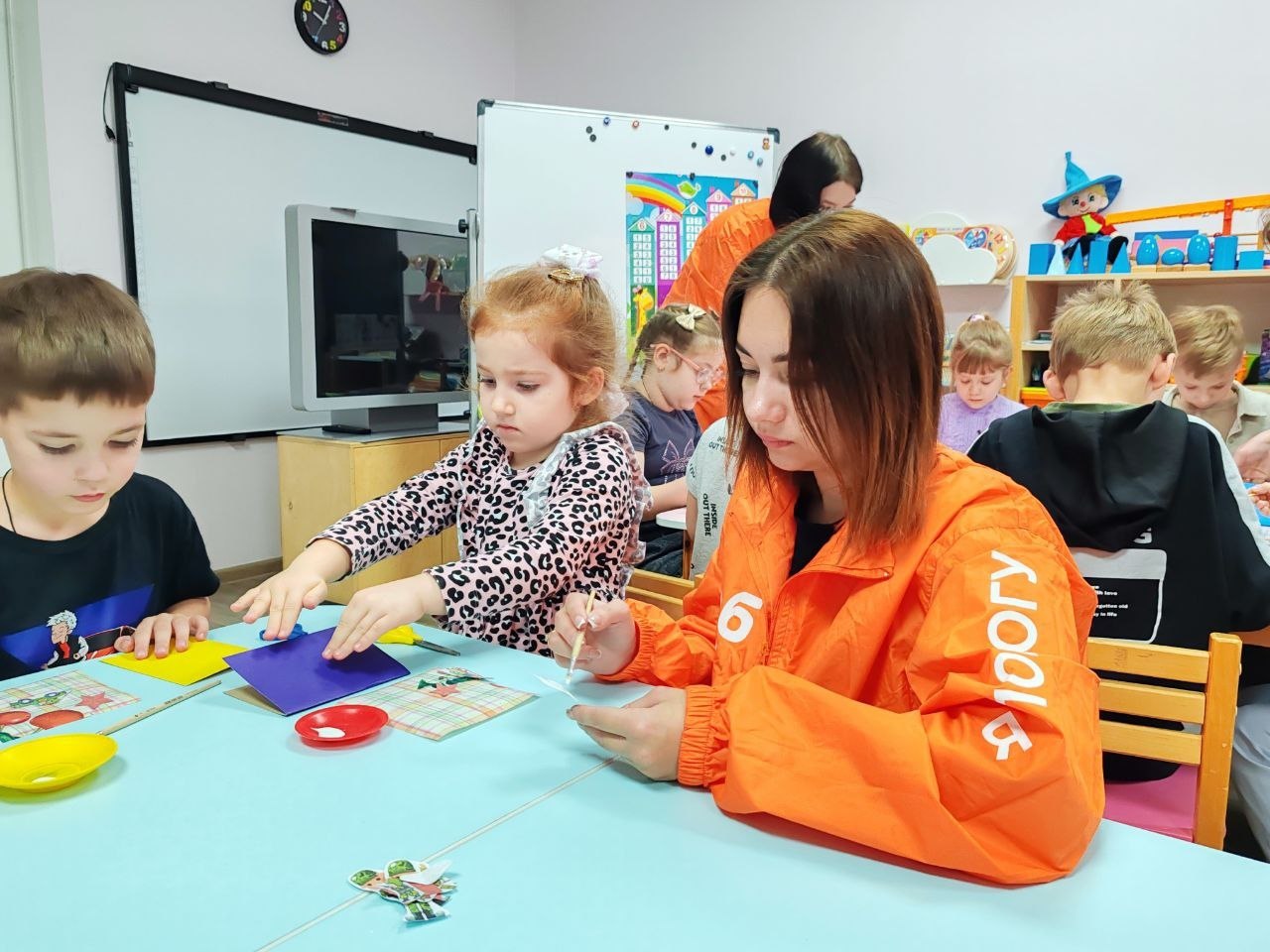 Наши ребята выражают благодарность защитникам Родины Наши ребята выражают благодарность защитникам Родины