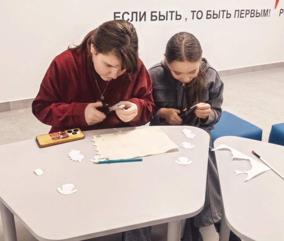 Наши ребята выражают благодарность защитникам Родины Наши ребята выражают благодарность защитникам Родины