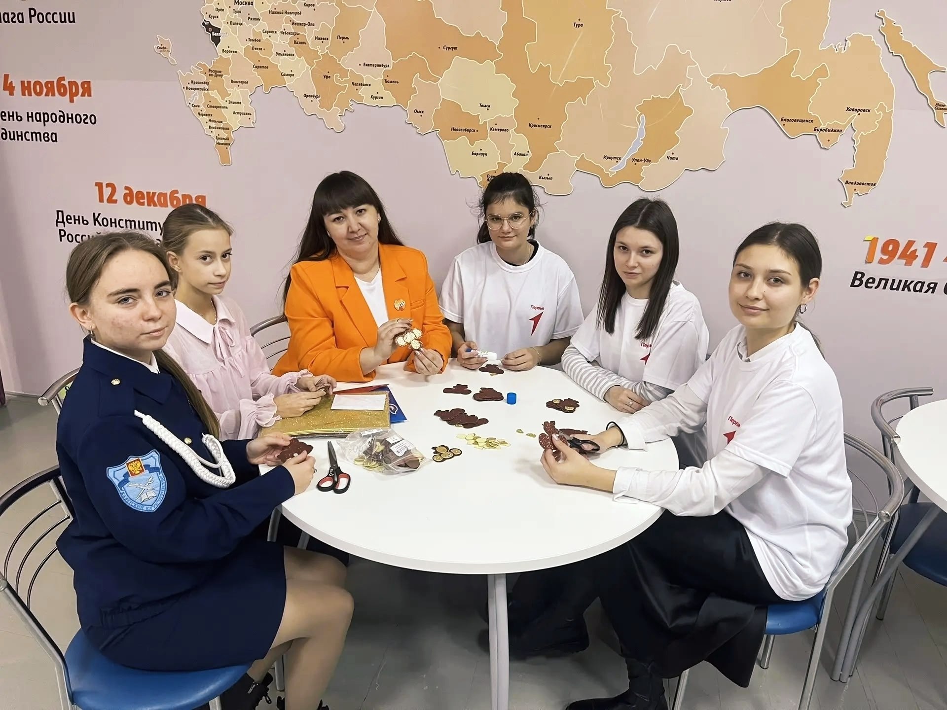 Наши ребята выражают благодарность защитникам Родины Наши ребята выражают благодарность защитникам Родины