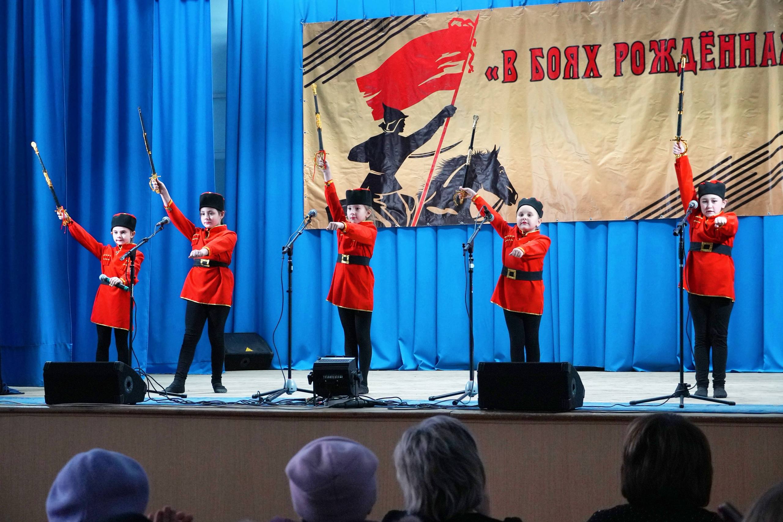 Андрей Миськов: В селе Великомихайловка состоялся IX межрайонный фестиваль патриотической песни «В боях рождённая» Андрей Миськов: В селе Великомихайловка состоялся IX межрайонный фестиваль патриотической песни «В боях рождённая»