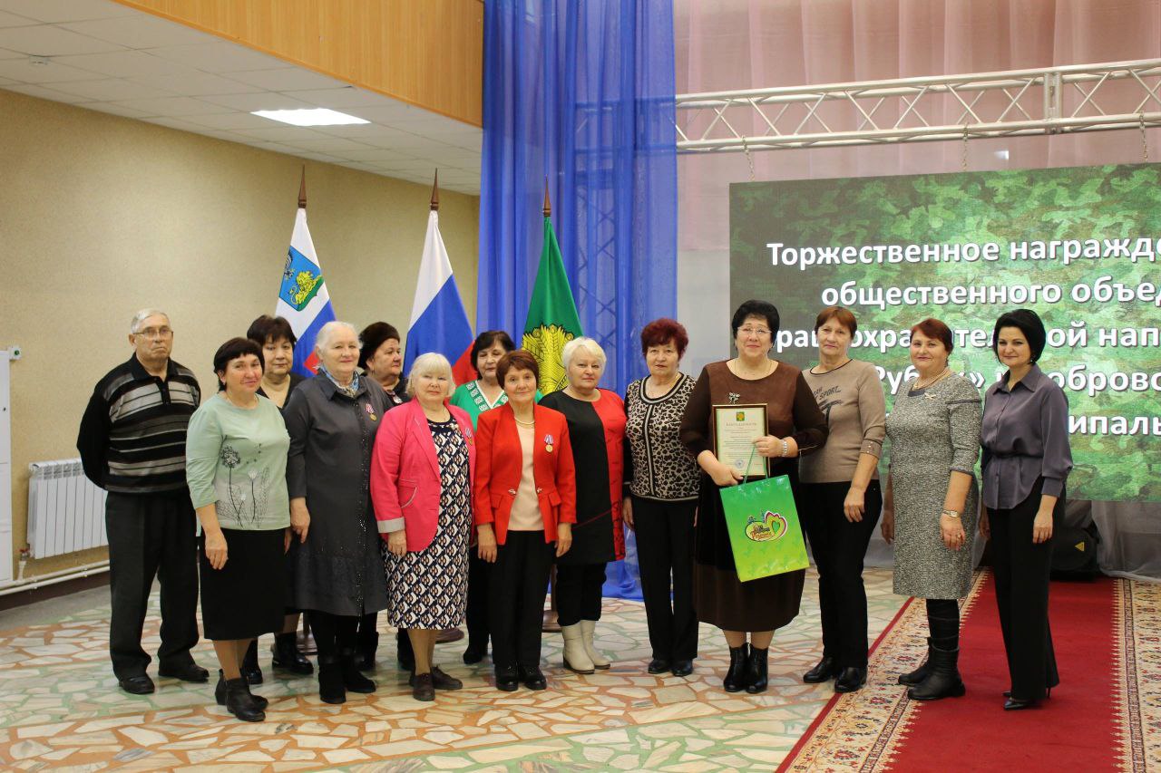 Татьяна Киричкова: В Центре культурного развития чествовали самых неравнодушных, отзывчивых, ответственных и целеустремлённых людей, которые не на словах, а на деле бескорыстно несут добро и пользу окружающим, своей стране и... Татьяна Киричкова: В Центре культурного развития чествовали самых неравнодушных, отзывчивых, ответственных и целеустремлённых людей, которые не на словах, а на деле бескорыстно несут добро и пользу окружающим, своей стране и...