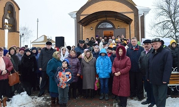 Сергиевский храм в честь святителя Афанасия Александрийского отметил 10-летие Сергиевский храм в честь святителя Афанасия Александрийского отметил 10-летие