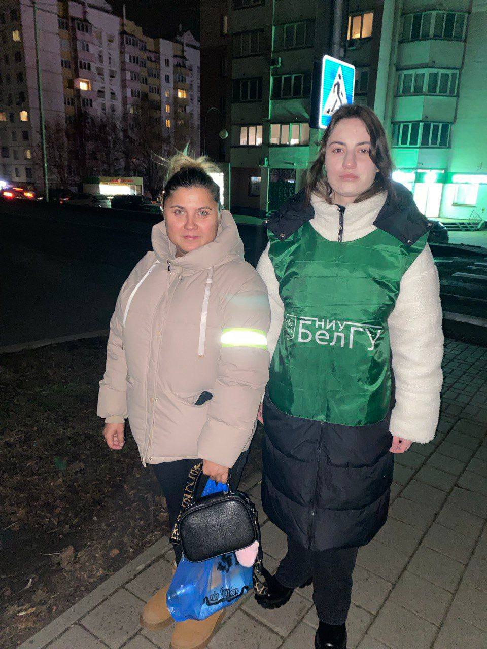 Стань заметнее!. Каждый вечер волонтёры выходят на улицы Белгорода, Белгородского и Валуйского муниципальных округов, чтобы сделать свои территории чуточку ярче и безопаснее Стань заметнее!. Каждый вечер волонтёры выходят на улицы Белгорода, Белгородского и Валуйского муниципальных округов, чтобы сделать свои территории чуточку ярче и безопаснее