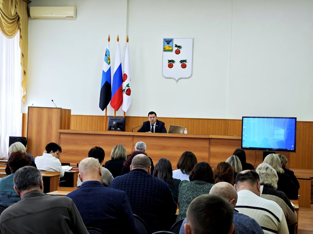 Николай Нестеров: Провл с коллегами еженедельное рабочее совещание, обсудили текущие задачи и запланированные мероприятия