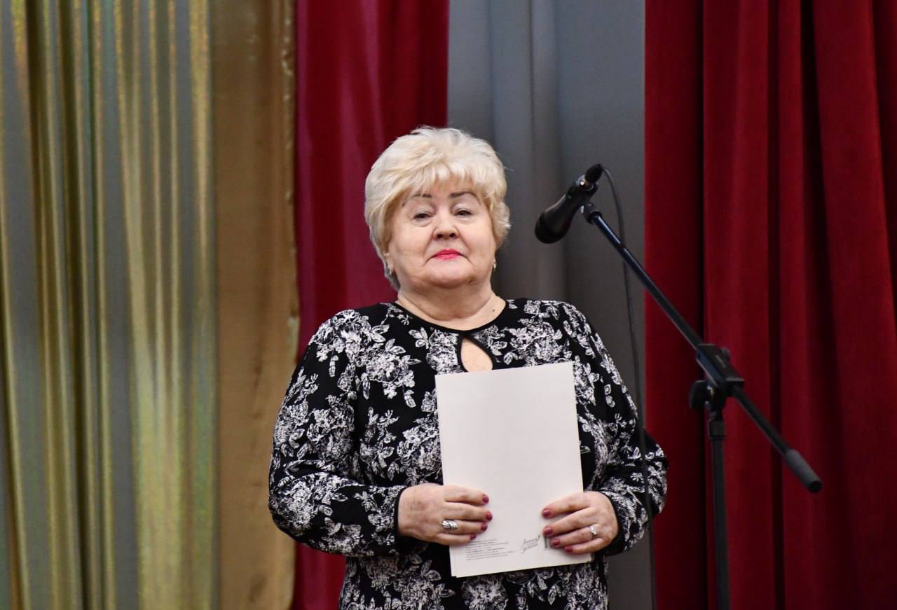 Светлана Халеева: В преддверии Дня Героев Отечества, который вся страна будет отмечать 9 декабря, в нашей Детской школе искусств состоялось пронзительное мероприятие «В их жизни была война» Светлана Халеева: В преддверии Дня Героев Отечества, который вся страна будет отмечать 9 декабря, в нашей Детской школе искусств состоялось пронзительное мероприятие «В их жизни была война»