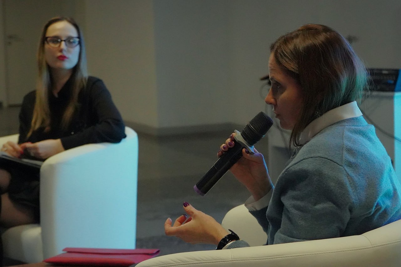 Татьяна Киреева: В современном мире искусственный интеллект постепенно становится одной из самых актуальных тем обсуждения — его влияние на общество, образование и государственные институты невозможно переоценить Татьяна Киреева: В современном мире искусственный интеллект постепенно становится одной из самых актуальных тем обсуждения — его влияние на общество, образование и государственные институты невозможно переоценить