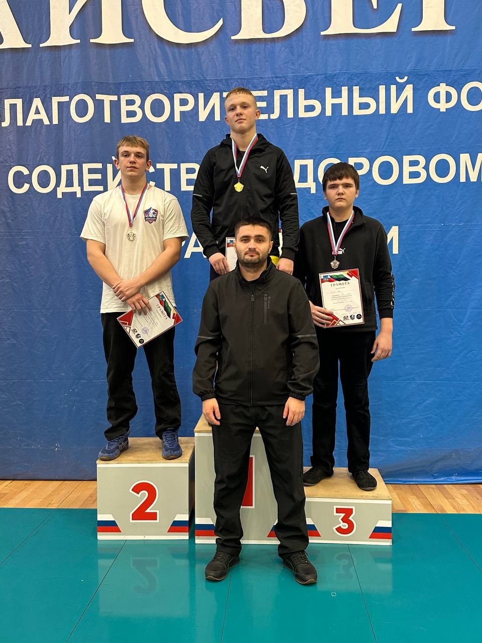 Гордимся нашими чемпионами: достижения старооскольских борцов на Первенстве Белгородской области Гордимся нашими чемпионами: достижения старооскольских борцов на Первенстве Белгородской области