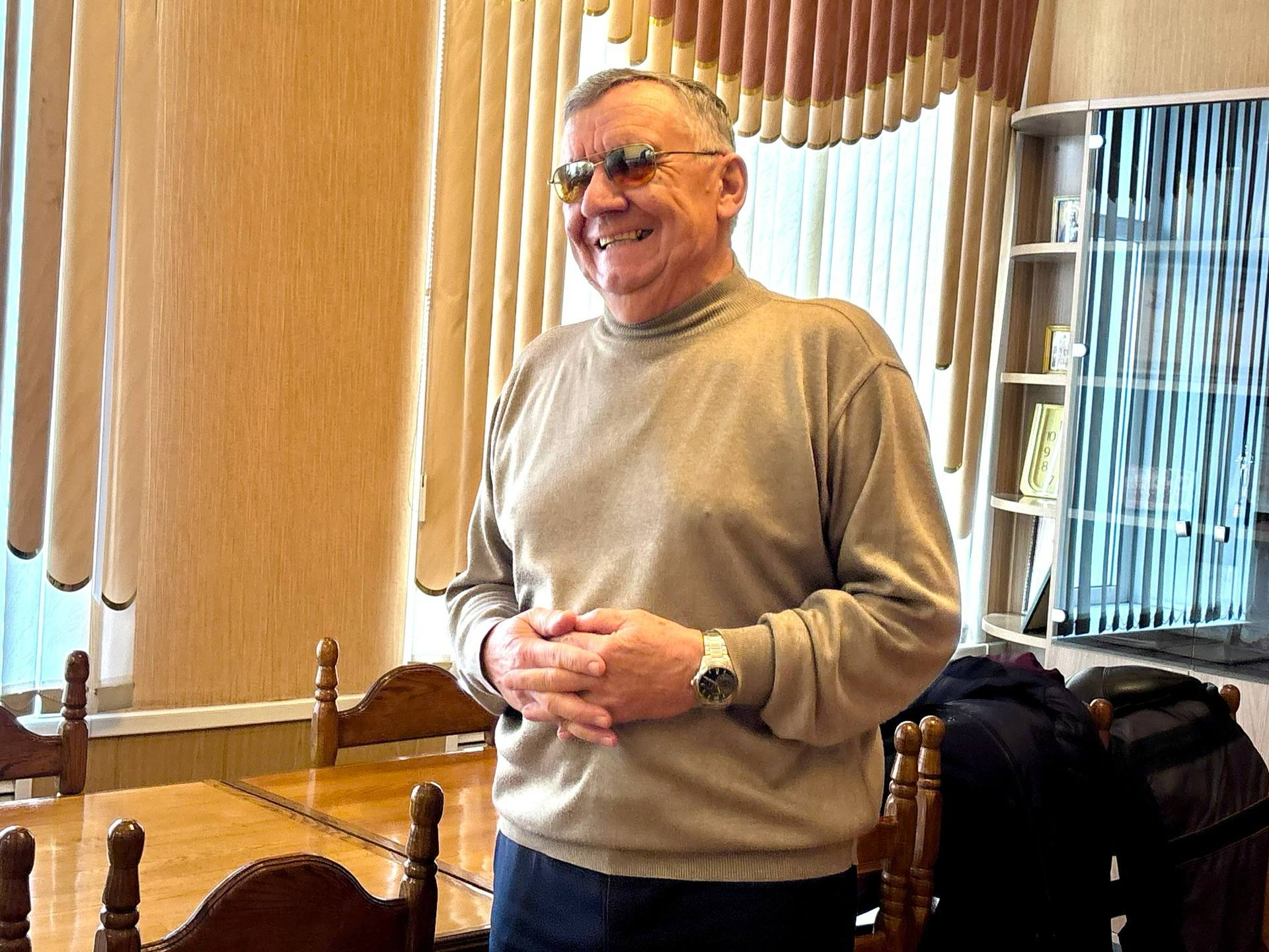 Андрей Миськов: Вместе с депутатом Совета депутатов Новооскольского муниципального округа Василием Андреевичем Катюковым заехали поздравить руководителя предприятия «Осколсельмаш» Дмитрия Степановича Панкратова с Днём... Андрей Миськов: Вместе с депутатом Совета депутатов Новооскольского муниципального округа Василием Андреевичем Катюковым заехали поздравить руководителя предприятия «Осколсельмаш» Дмитрия Степановича Панкратова с Днём...