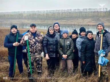 В рамках ежегодной Всероссийской акции «Сохраним лес» в Ивнянском округе высадили саженцы деревьев