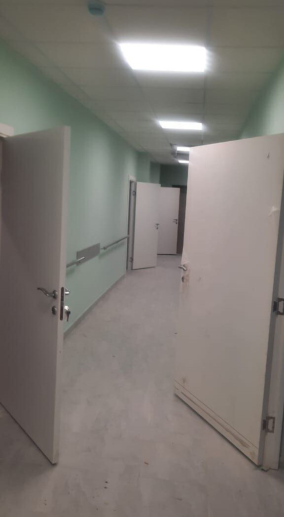 В Алексеевском муниципальном округе рабочие продолжают ремонт поликлиники ОГБУЗ «Алексеевская ЦРБ» В Алексеевском муниципальном округе рабочие продолжают ремонт поликлиники ОГБУЗ «Алексеевская ЦРБ»