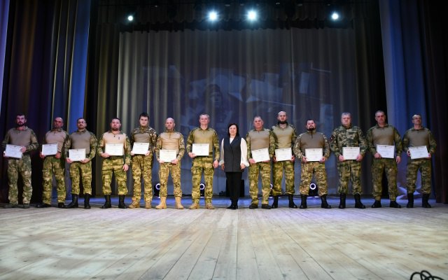 В Центре культурного развития «Солнечный» состоялся праздничный концерт «Героями наша Отчизна сильна», посвященный Дню Героев Отечества В Центре культурного развития «Солнечный» состоялся праздничный концерт «Героями наша Отчизна сильна», посвященный Дню Героев Отечества