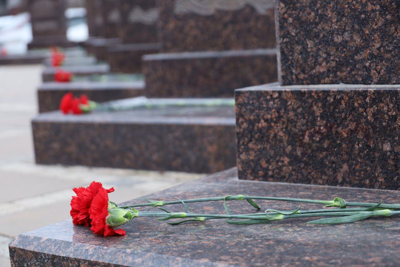 Андрей Гриднев: Сегодня мы отмечаем День Героев Отечества и с глубоким уважением вспоминаем тех, кто не вернулся домой Андрей Гриднев: Сегодня мы отмечаем День Героев Отечества и с глубоким уважением вспоминаем тех, кто не вернулся домой