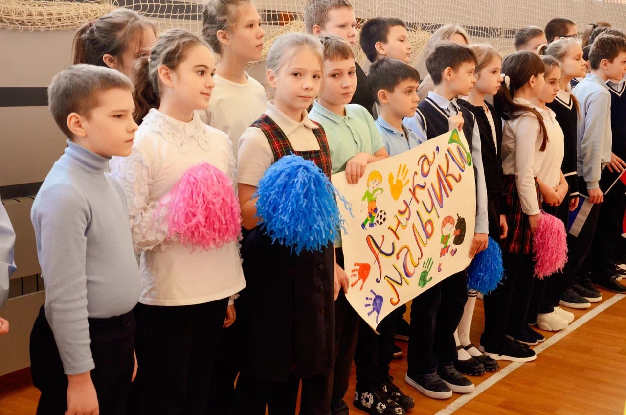 В белгородском Центре образования №15 прошёл лазертаг-турнир «Честь. Долг. Отвага» В белгородском Центре образования №15 прошёл лазертаг-турнир «Честь. Долг. Отвага»