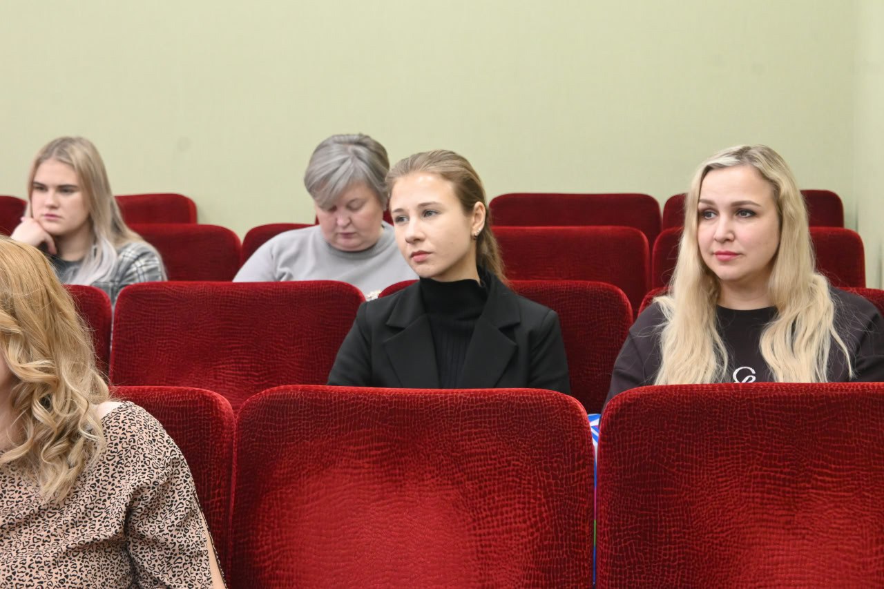 Сегодня в администрации округа прошел III-й Пленум территориальной организации Профсоюза работников АПК РФ Чернянского муниципального округа Сегодня в администрации округа прошел III-й Пленум территориальной организации Профсоюза работников АПК РФ Чернянского муниципального округа