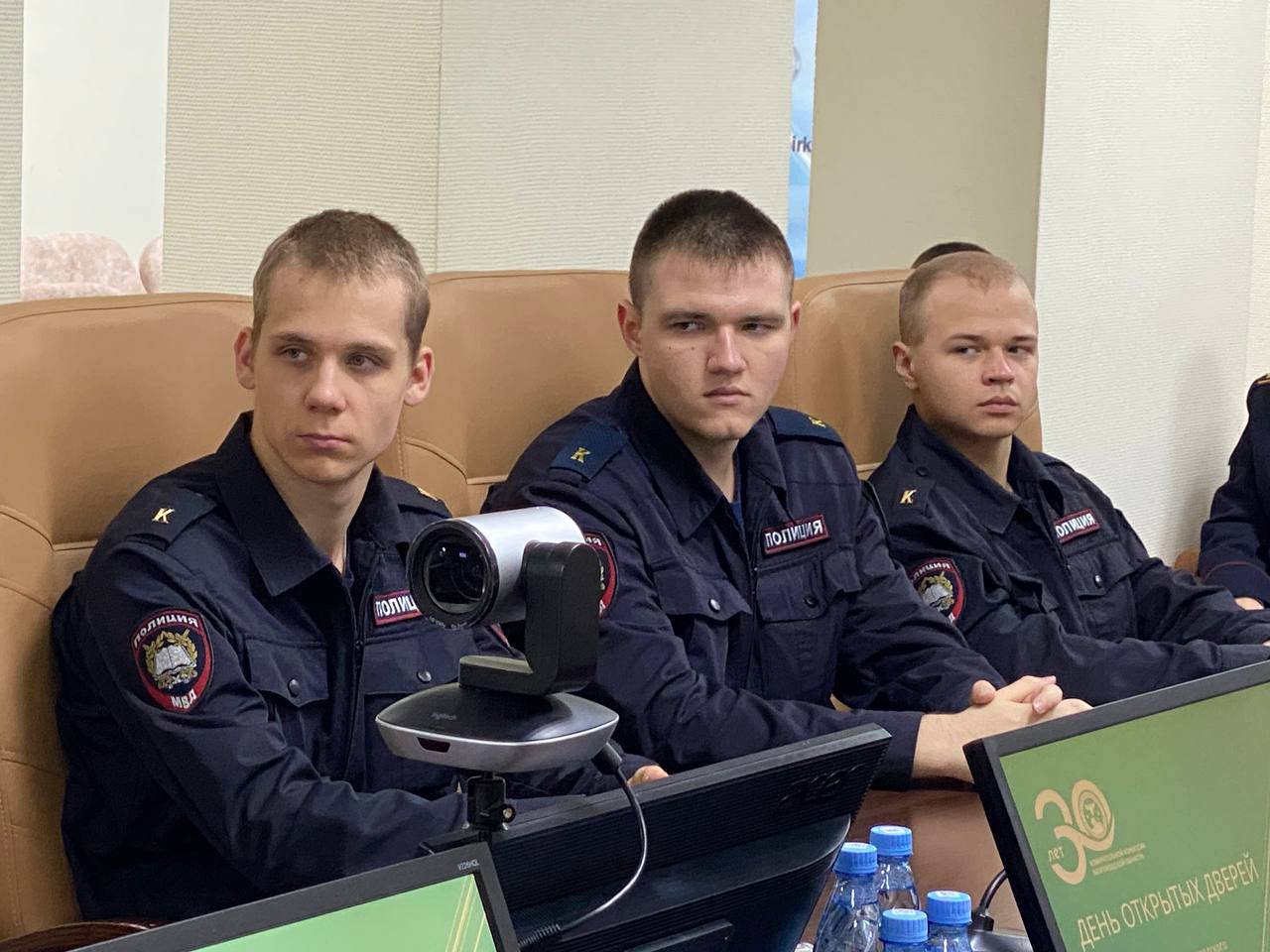 Дорогие друзья, у нас сегодня гости! Дорогие друзья, у нас сегодня гости!