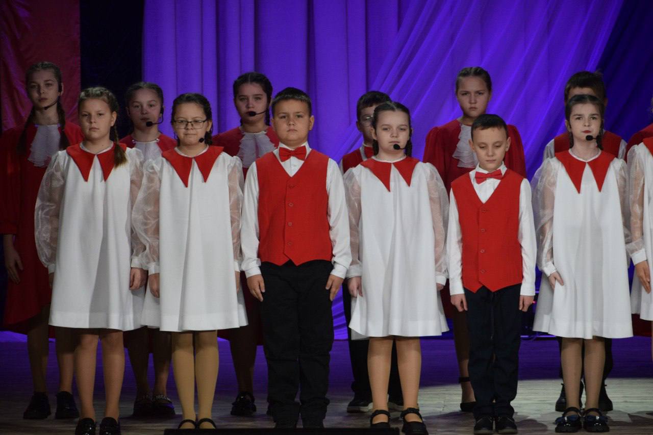 Игорь Щепин: Сегодня, в честь Дня Героев Отечества, который отмечается в нашей стране 9-го декабря, мы вспоминали великих сыновей и дочерей России, чьи подвиги — это зримое воплощение силы и духа нашего народа Игорь Щепин: Сегодня, в честь Дня Героев Отечества, который отмечается в нашей стране 9-го декабря, мы вспоминали великих сыновей и дочерей России, чьи подвиги — это зримое воплощение силы и духа нашего народа