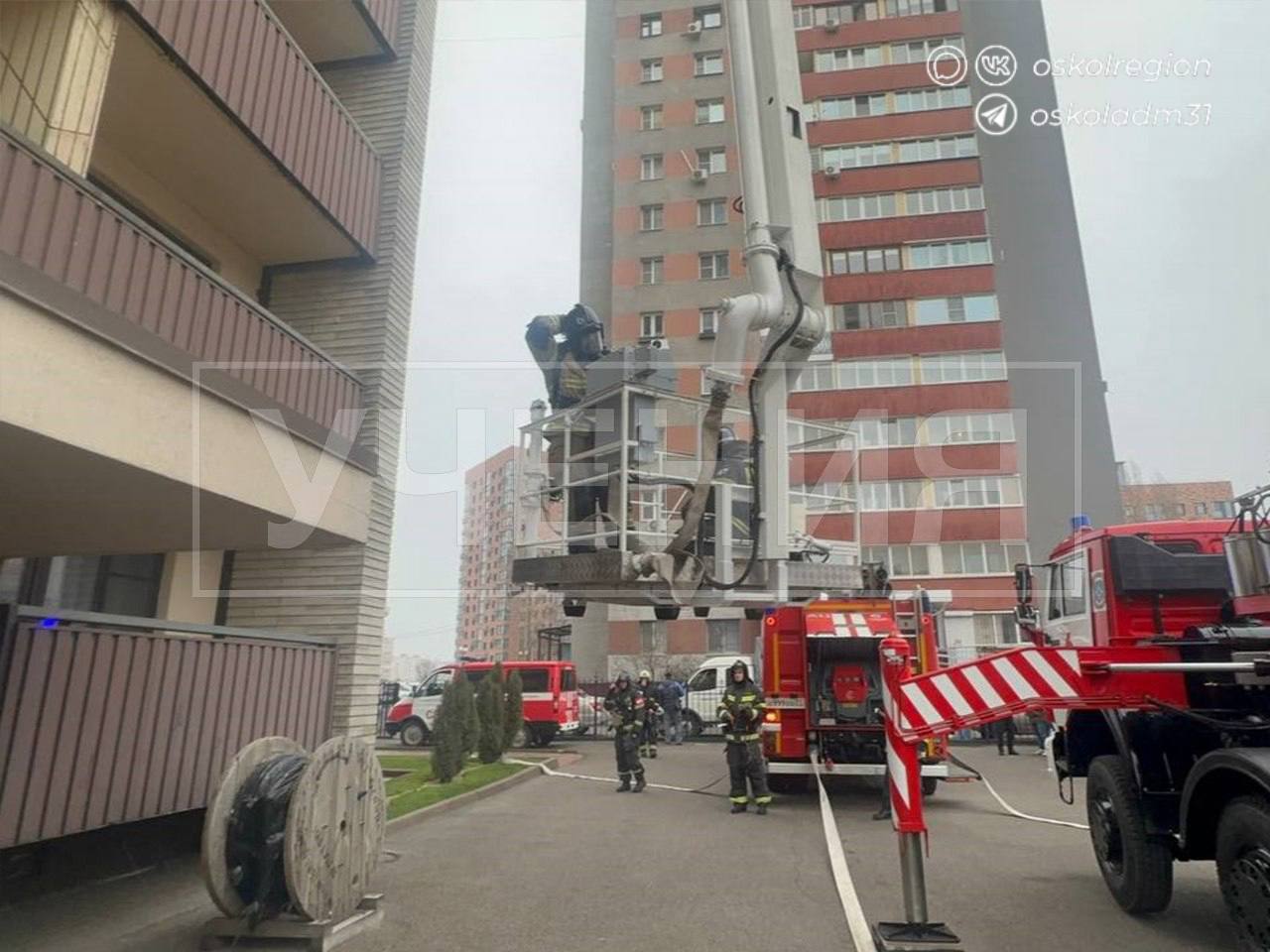 На территории гостиницы «Космос» прошли пожарнотактические учения На территории гостиницы «Космос» прошли пожарнотактические учения