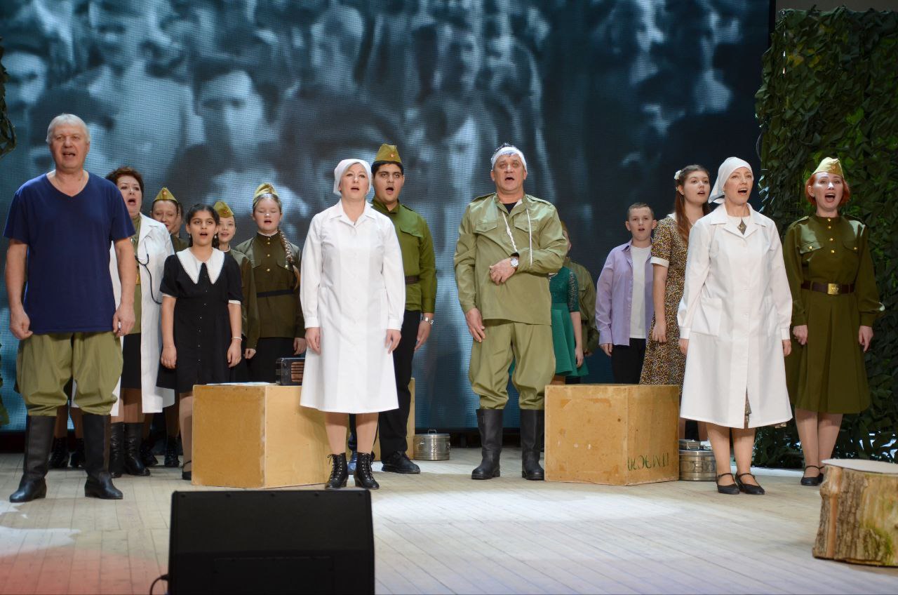 Краснояружская детская школа искусств представила премьеру спектакля «В каждом слове подвиг» Краснояружская детская школа искусств представила премьеру спектакля «В каждом слове подвиг»