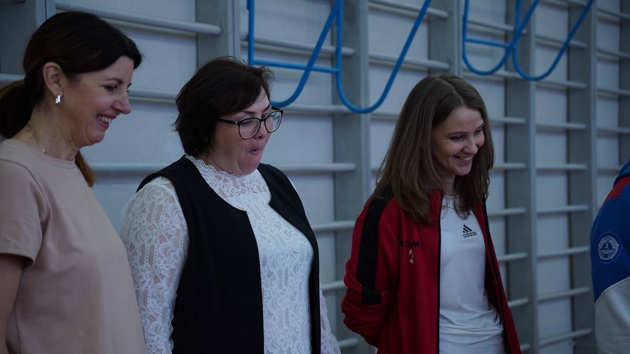 Сегодня преподаватели и сотрудники СОФ НИУ «БелГУ» приняли участие в предварительном зачёте ГТО Сегодня преподаватели и сотрудники СОФ НИУ «БелГУ» приняли участие в предварительном зачёте ГТО