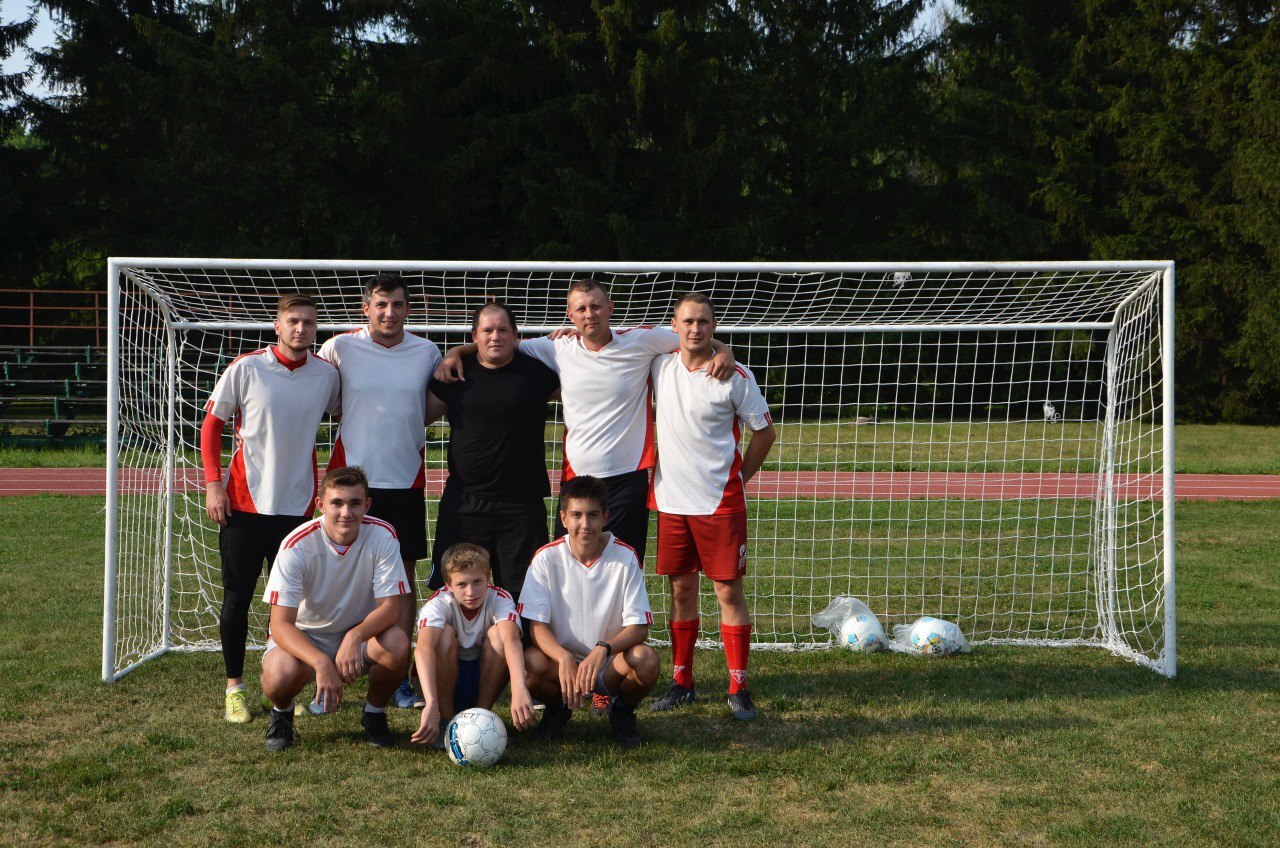 Сегодня, в честь Всемирного дня футбола, мы поздравляем футбольный клуб «Грайворон» с 10-летним юбилеем Сегодня, в честь Всемирного дня футбола, мы поздравляем футбольный клуб «Грайворон» с 10-летним юбилеем