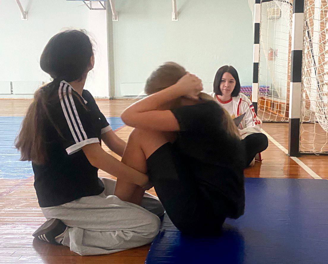 Учащиеся Краснояружской СОШ №2 приняли участие в тестировании Всероссийского физкультурно-спортивного комплекса ГТО Учащиеся Краснояружской СОШ №2 приняли участие в тестировании Всероссийского физкультурно-спортивного комплекса ГТО