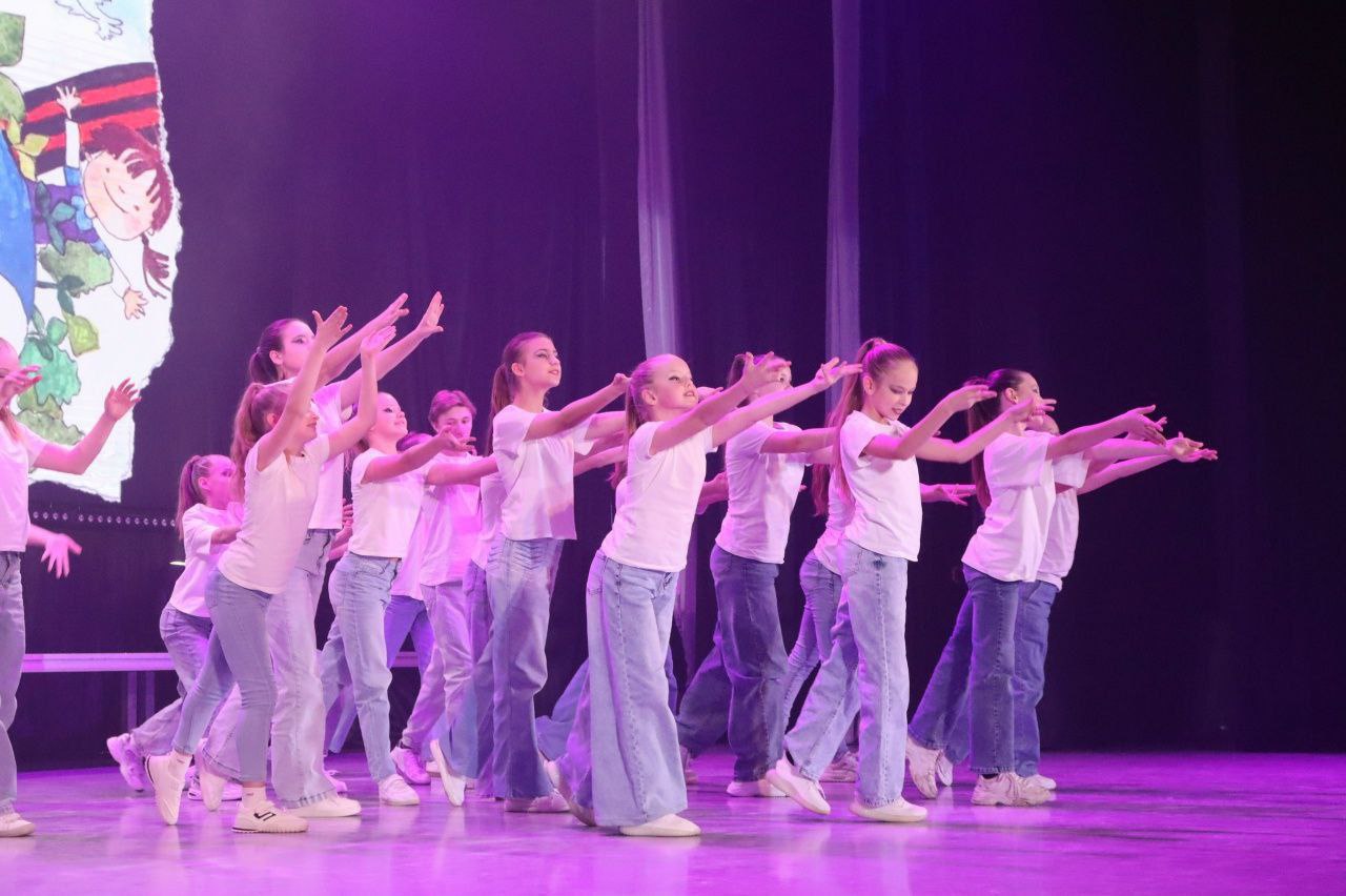 Олег Медведев: Героям Отечества — слава!. Сегодня в Центре культурного развития «Звёздный» прошла торжественная программа, посвящённая Дню Героев Отечества и закрытию Года защитника Отечества Олег Медведев: Героям Отечества — слава!. Сегодня в Центре культурного развития «Звёздный» прошла торжественная программа, посвящённая Дню Героев Отечества и закрытию Года защитника Отечества