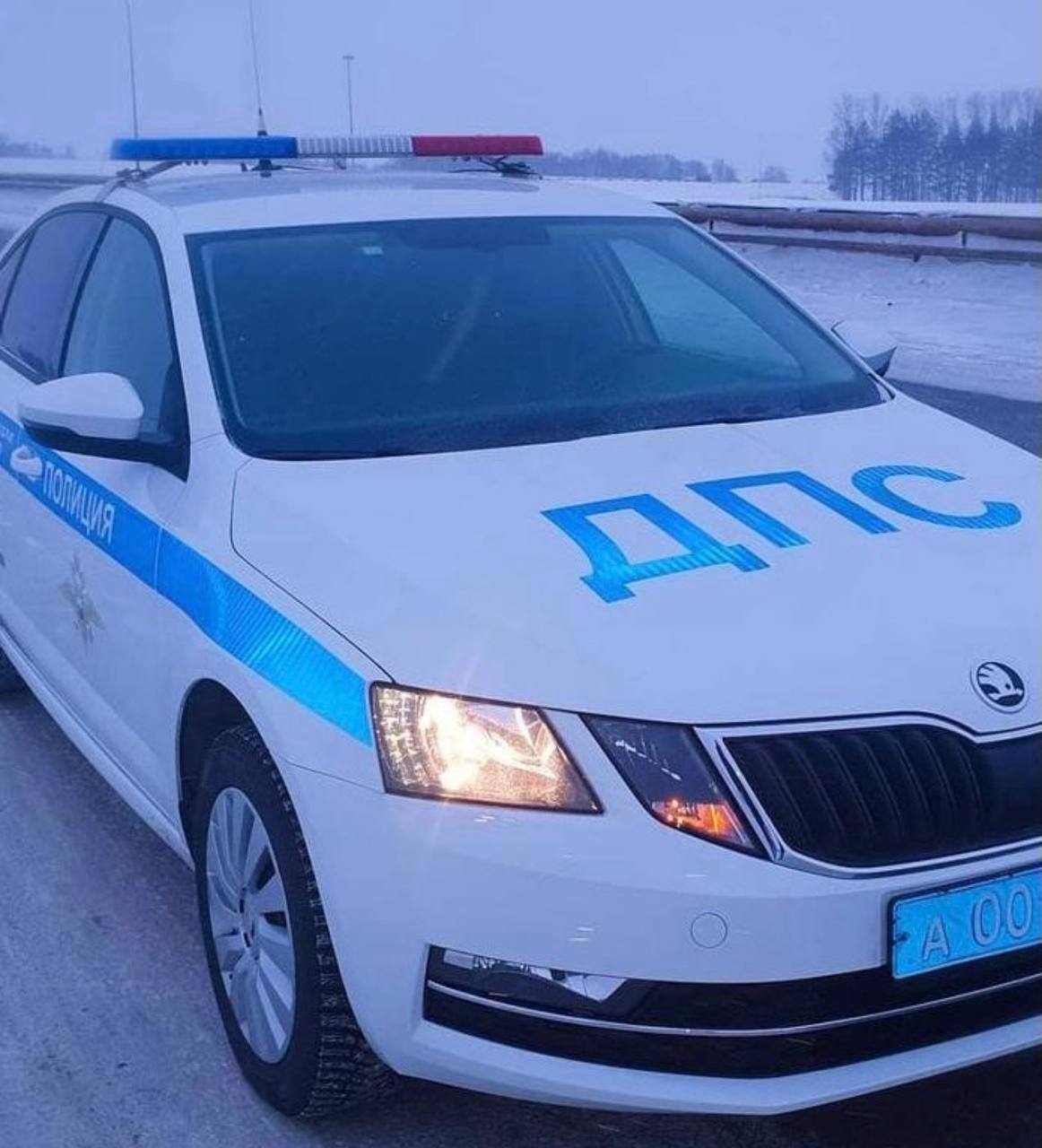 Белгородская Госавтоинспекция в связи с ухудшением погоды призывает водителей быть предельно внимательными