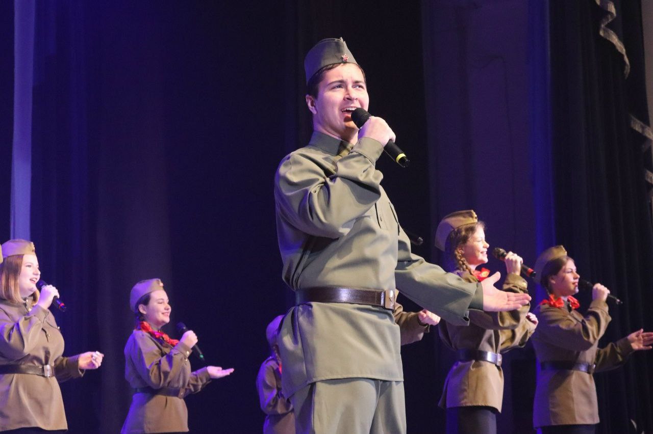 Олег Медведев: Героям Отечества — слава!. Сегодня в Центре культурного развития «Звёздный» прошла торжественная программа, посвящённая Дню Героев Отечества и закрытию Года защитника Отечества Олег Медведев: Героям Отечества — слава!. Сегодня в Центре культурного развития «Звёздный» прошла торжественная программа, посвящённая Дню Героев Отечества и закрытию Года защитника Отечества