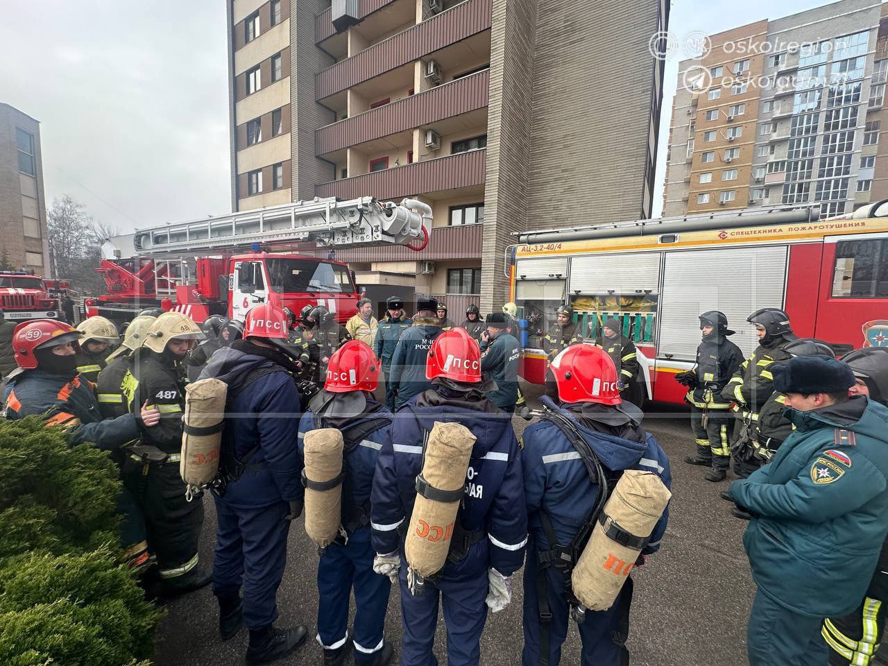 На территории гостиницы «Космос» прошли пожарнотактические учения На территории гостиницы «Космос» прошли пожарнотактические учения