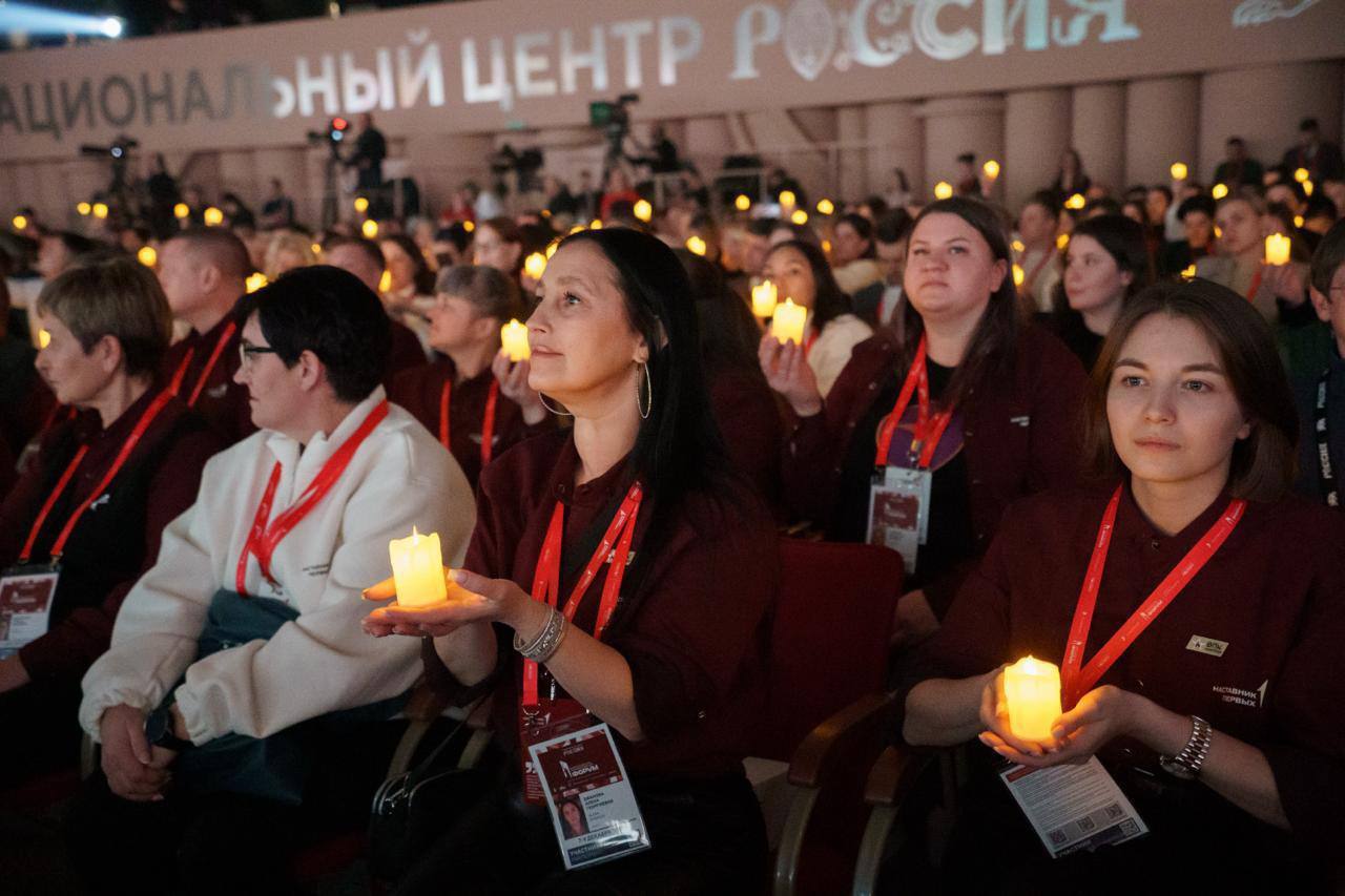 Наши на Всероссийском патриотическом форуме! Наши на Всероссийском патриотическом форуме!