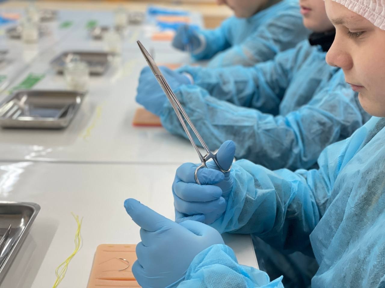 В Бирючанском техникуме прошли профпробы для школьников В Бирючанском техникуме прошли профпробы для школьников