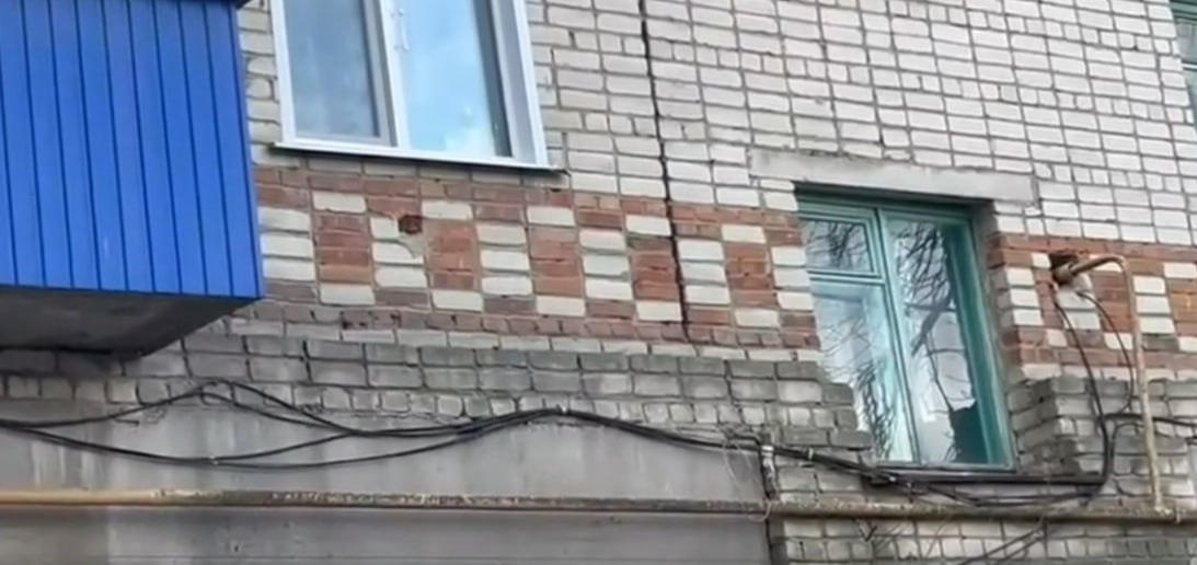 Жители Валуек замерзают в своих квартирах после капремонта