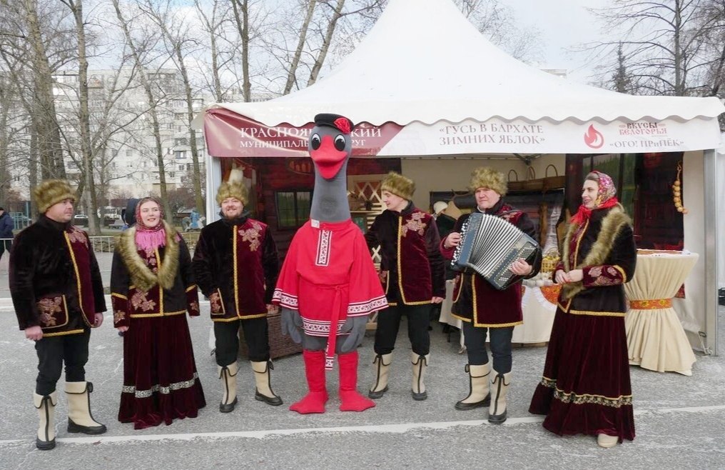 В Старом Осколе прошел яркий гастрономический фестиваль «Вкусы Белогорья» В Старом Осколе прошел яркий гастрономический фестиваль «Вкусы Белогорья»
