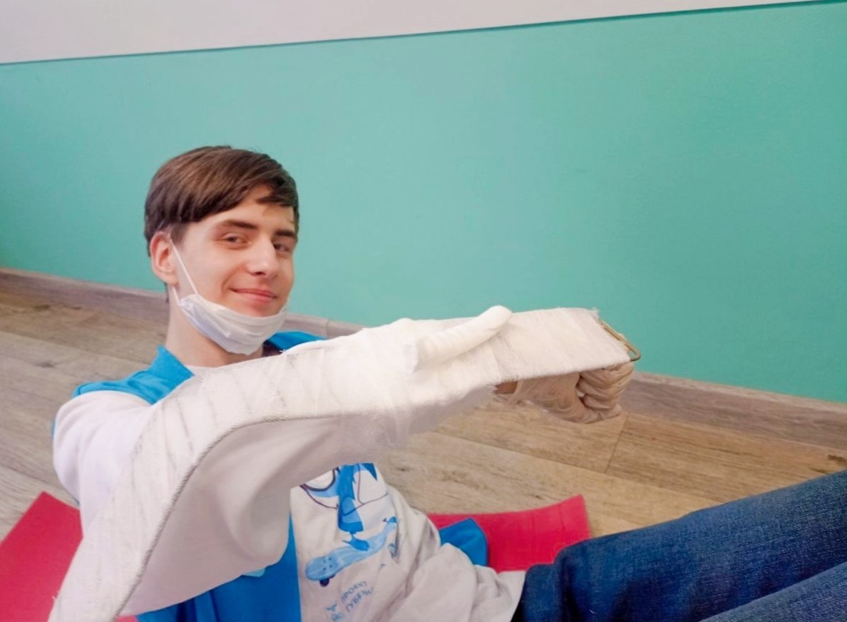 Учащиеся медклассов нашего округа побывали на IV региональном чемпионате школьников по профессиональным пробам «ПРОФмед», который проходил в городе Старый Оскол Учащиеся медклассов нашего округа побывали на IV региональном чемпионате школьников по профессиональным пробам «ПРОФмед», который проходил в городе Старый Оскол