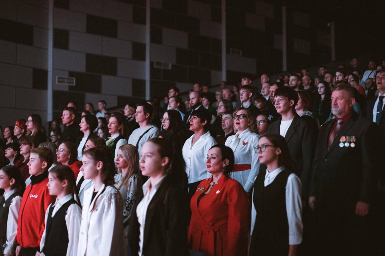 Их выбор — помогать!. В Белгороде прошла торжественная церемония награждения почётными знаками «Доброволец Белгородчины» и «Юный доброволец Белгородчины» Их выбор — помогать!. В Белгороде прошла торжественная церемония награждения почётными знаками «Доброволец Белгородчины» и «Юный доброволец Белгородчины»