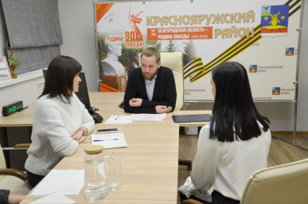 Провёл личный приём граждан в Краснояружском муниципальном округе