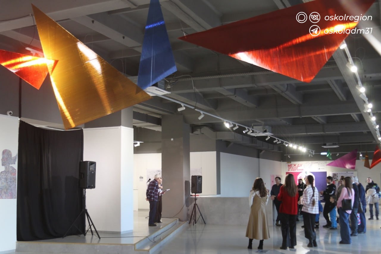 В ЦСИ «Быль» открылась выставка «Между эрами и мирами» В ЦСИ «Быль» открылась выставка «Между эрами и мирами»