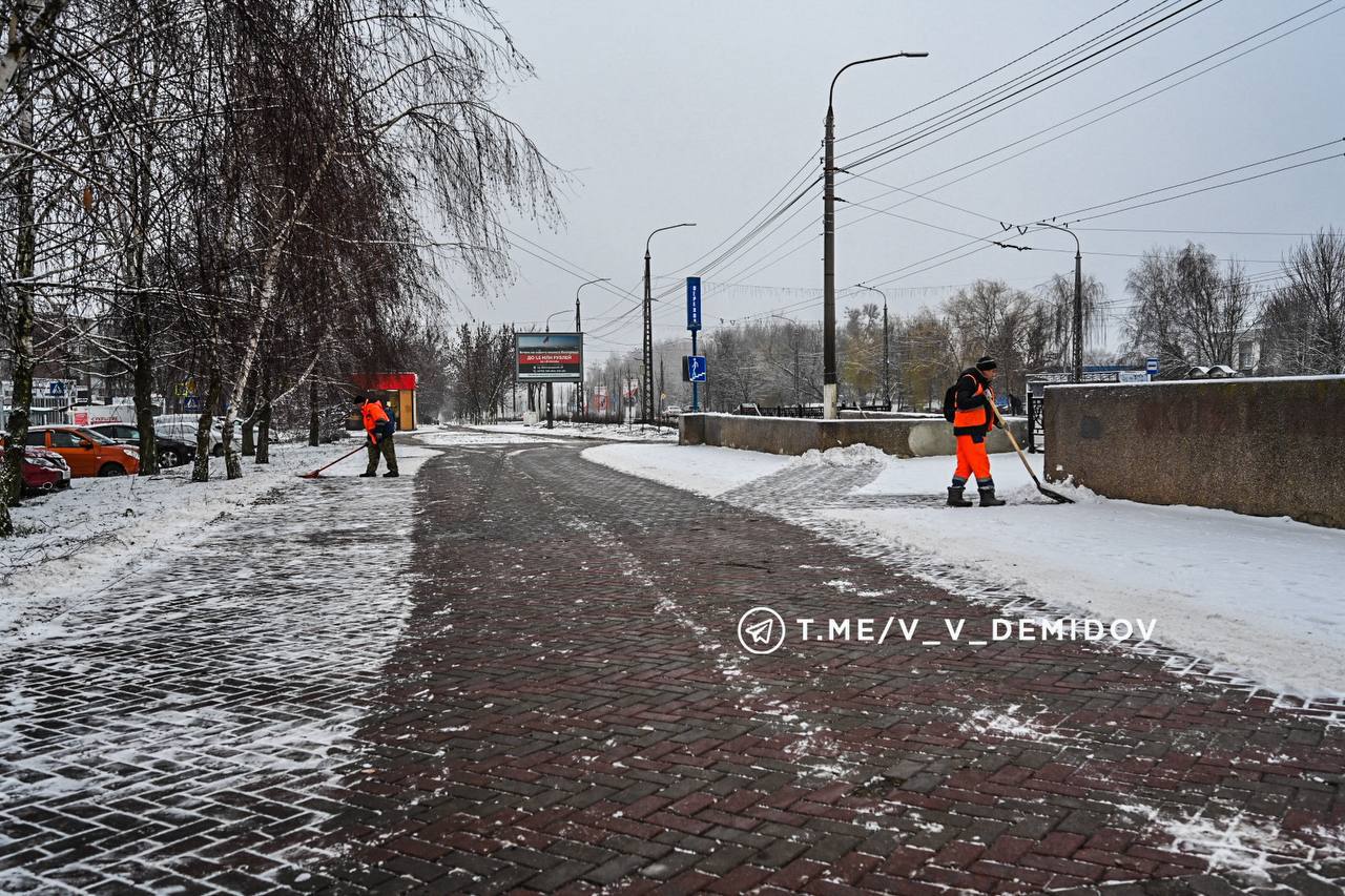 Валентин Демидов: С раннего утра на улицах города 768 человек и 153 единиц техники Валентин Демидов: С раннего утра на улицах города 768 человек и 153 единиц техники