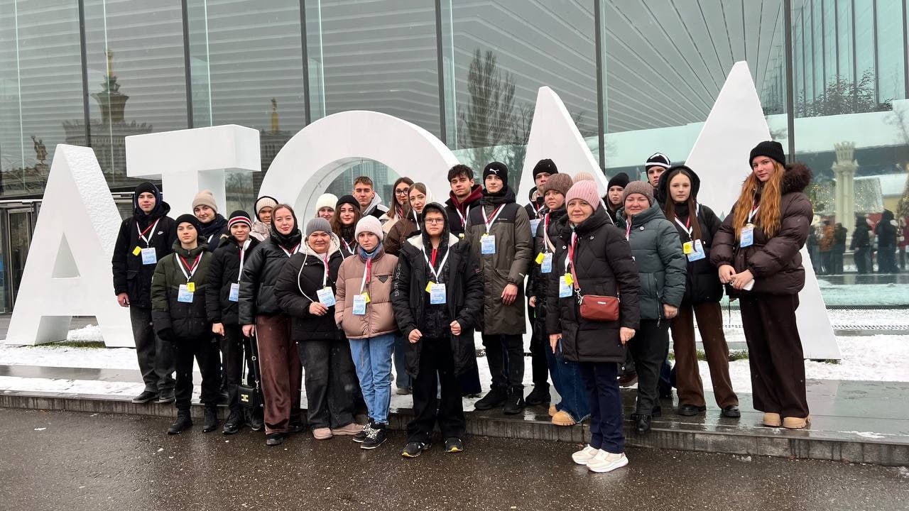 Андрей Миськов: Обучающиеся школ Новооскольского округа приняли участие в масштабной культурно-познавательной программе «Больше, чем новогодняя сказка» Андрей Миськов: Обучающиеся школ Новооскольского округа приняли участие в масштабной культурно-познавательной программе «Больше, чем новогодняя сказка»