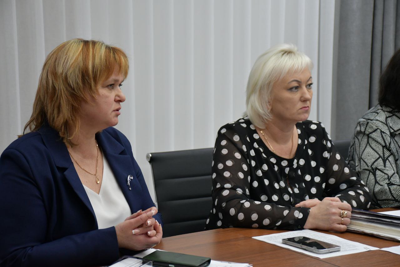 Галина Руденко: Провела рабочее совещание, где обсудили вопросы, связанные с реализацией проектов на территории Никитовского сельского поселения Галина Руденко: Провела рабочее совещание, где обсудили вопросы, связанные с реализацией проектов на территории Никитовского сельского поселения