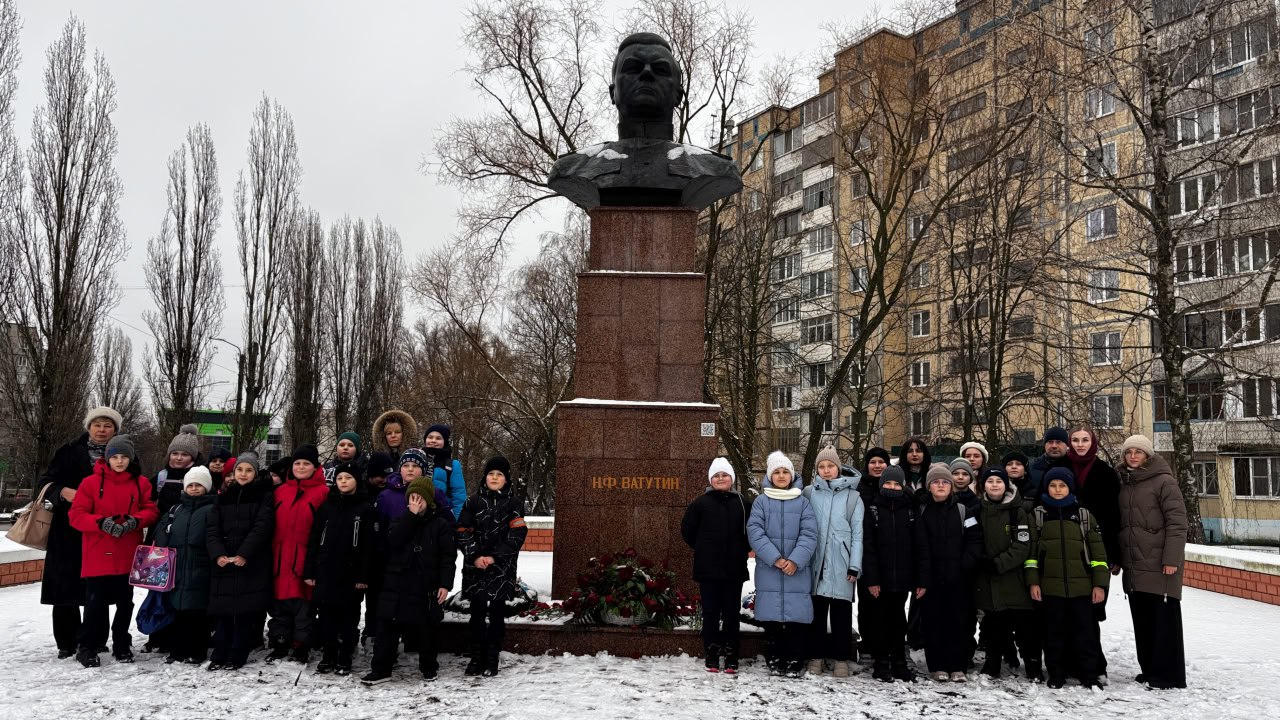 Сегодня, 16 декабря, исполнилось 124 года со дня рождения выдающегося советского военачальника, генерала армии и нашего земляка — Николая Фёдоровича Ватутина Сегодня, 16 декабря, исполнилось 124 года со дня рождения выдающегося советского военачальника, генерала армии и нашего земляка — Николая Фёдоровича Ватутина