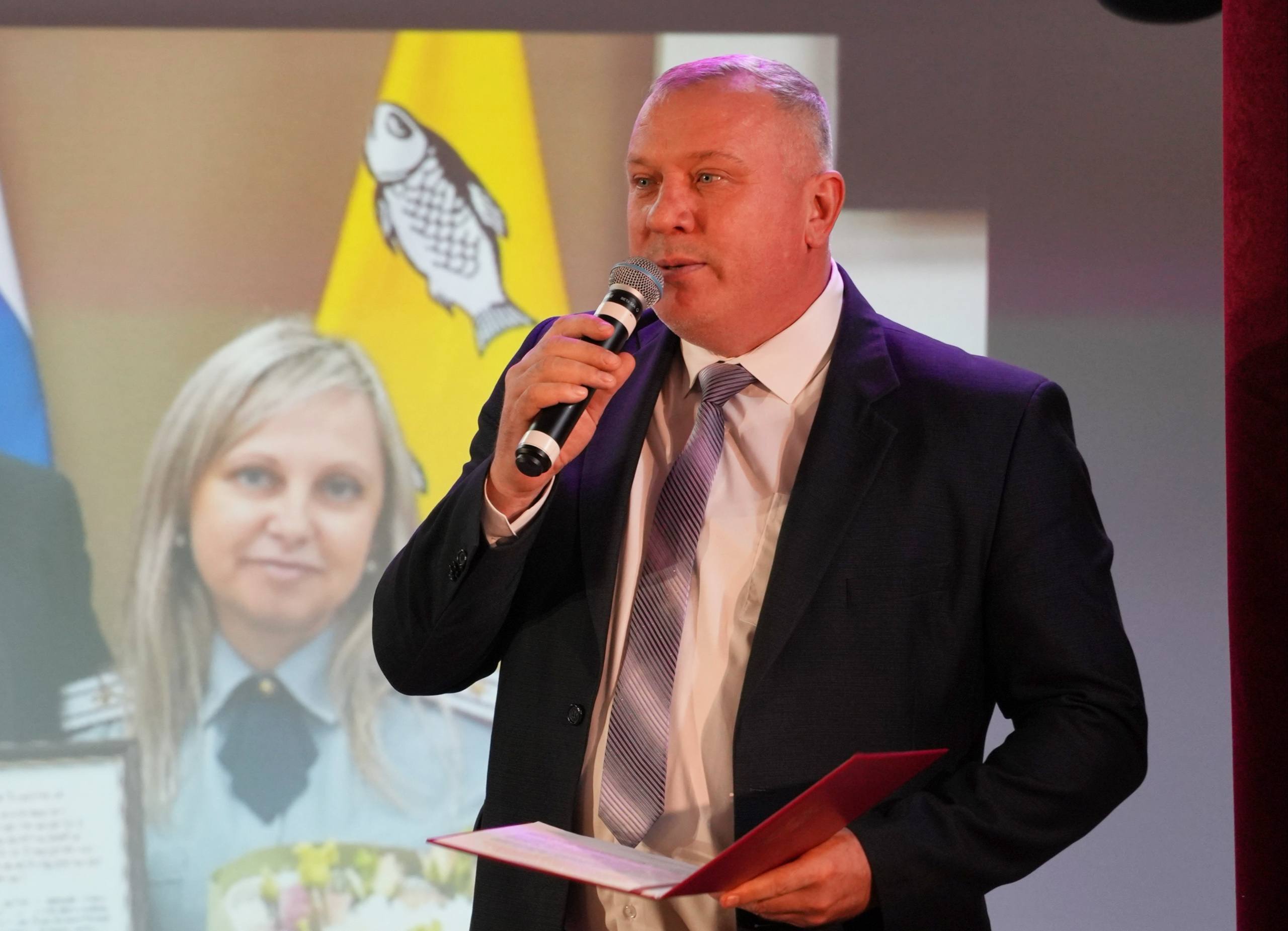 Андрей Миськов: Сегодня сотрудники Новооскольской исправительной колонии отметили значимую дату – 70 лет со дня образования учреждения Андрей Миськов: Сегодня сотрудники Новооскольской исправительной колонии отметили значимую дату – 70 лет со дня образования учреждения