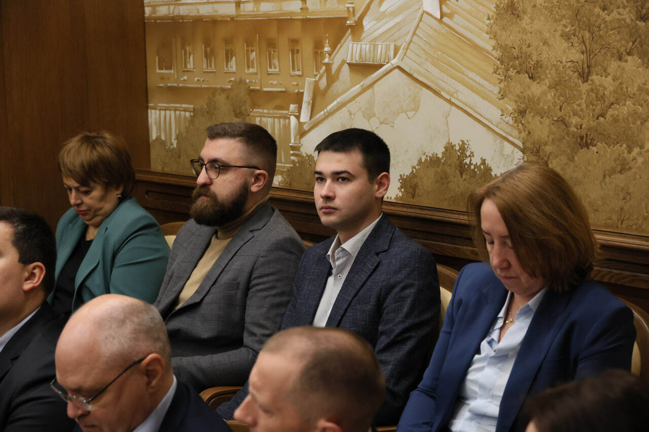 Члены профильного комитета предварительно поддержали изменения в Социальный кодекс области Члены профильного комитета предварительно поддержали изменения в Социальный кодекс области