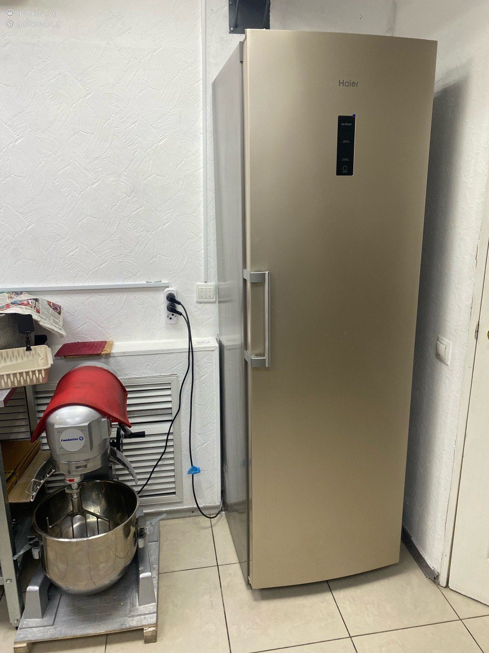 В начале августа в Губкине появился павильон восточной кухни «Хасанов плов», который сразу же завоевал популярность у жителей В начале августа в Губкине появился павильон восточной кухни «Хасанов плов», который сразу же завоевал популярность у жителей