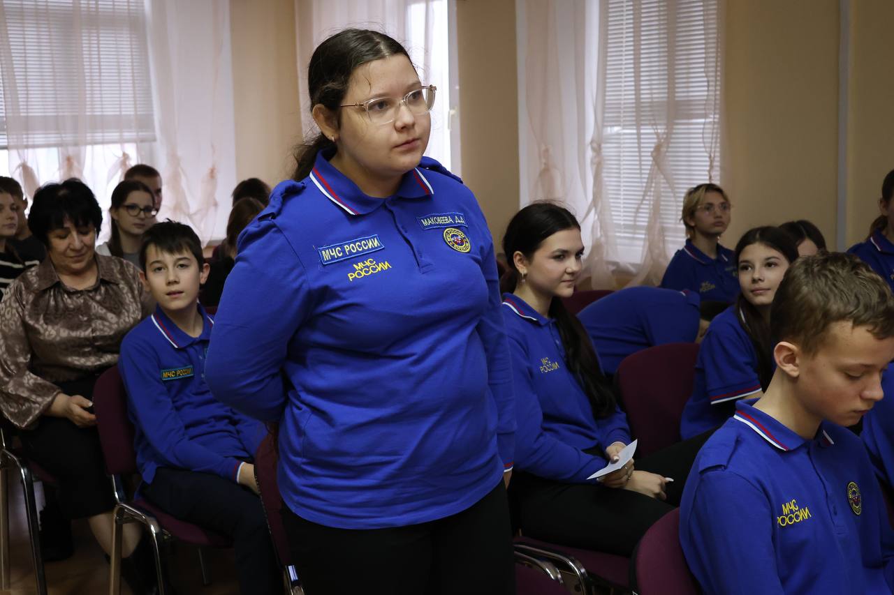 Как выбрать свою дорогу и что значит быть частью команды, которая всегда приходит на помощь? Как выбрать свою дорогу и что значит быть частью команды, которая всегда приходит на помощь?