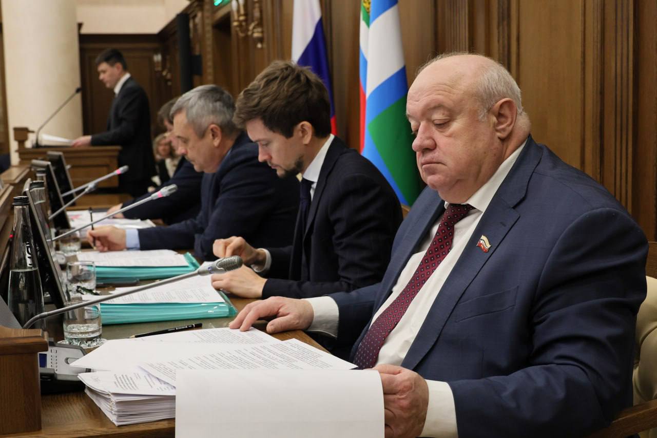 Юрий Клепиков: В преддверии декабрьского заседания областной Думы к работе приступили думские комитеты Юрий Клепиков: В преддверии декабрьского заседания областной Думы к работе приступили думские комитеты