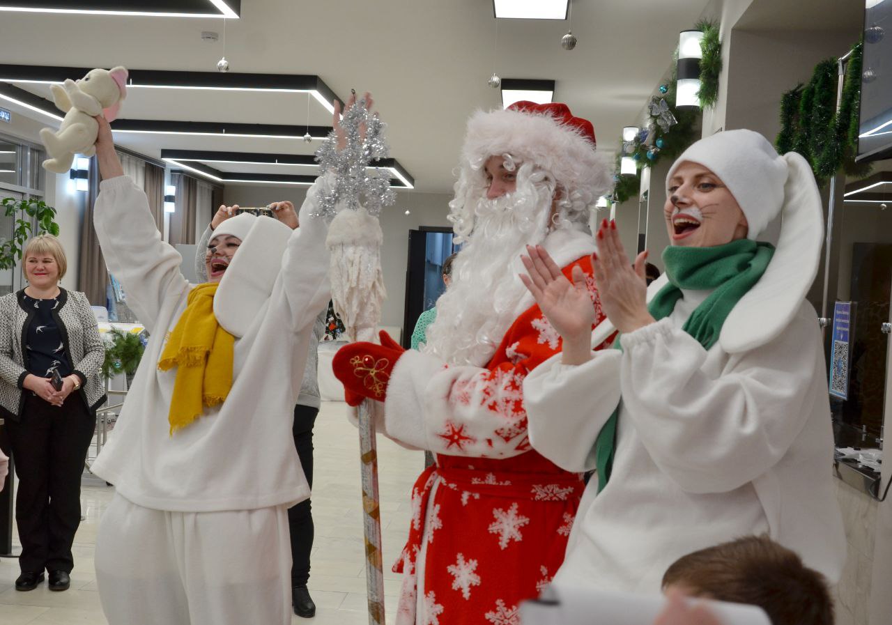 В нашем округе торжественно открылась резиденция Деда Мороза В нашем округе торжественно открылась резиденция Деда Мороза