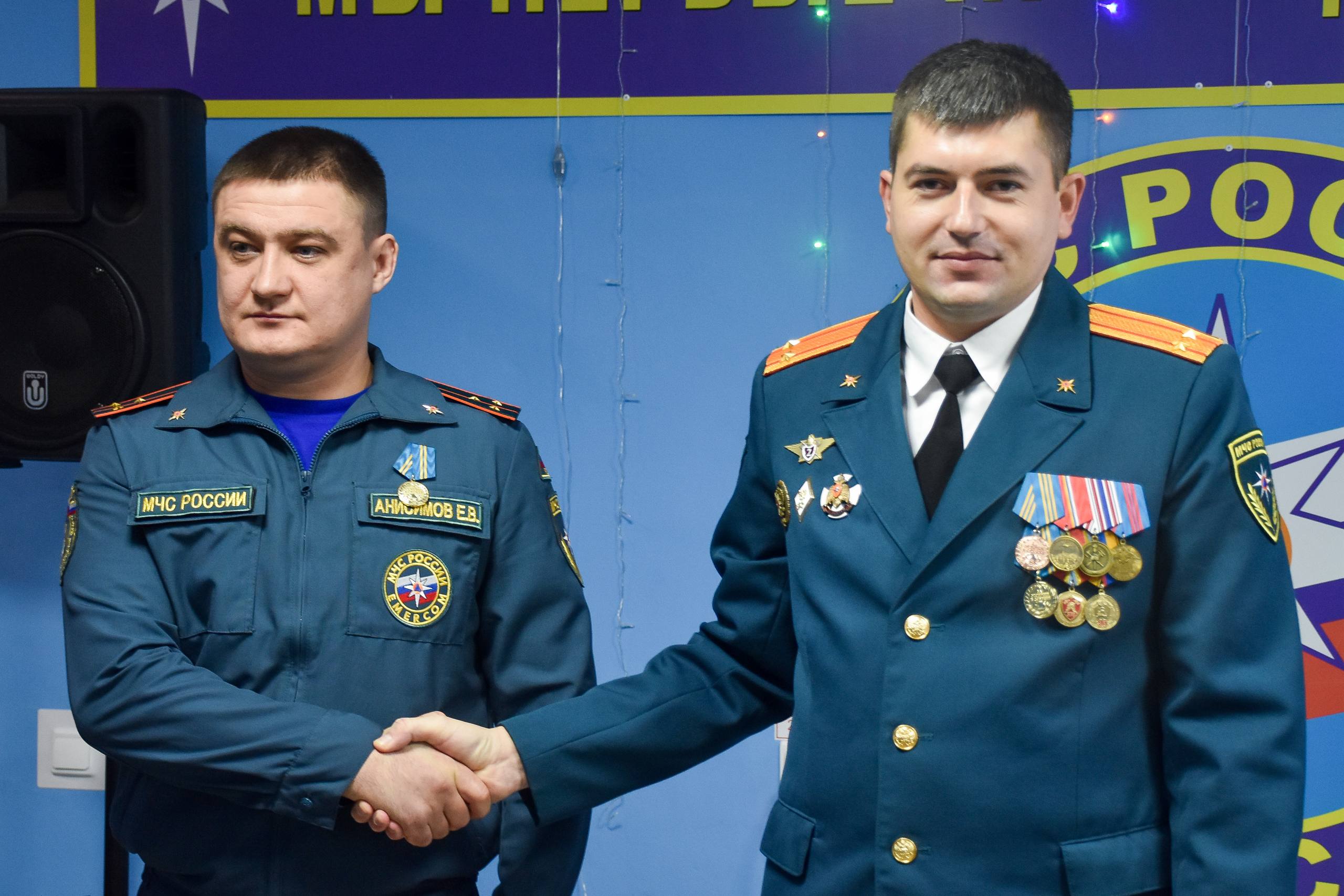 Андрей Миськов: Сегодня поздравил с профессиональным праздником и 35-летием со дня основания МЧС России наших спасателей Андрей Миськов: Сегодня поздравил с профессиональным праздником и 35-летием со дня основания МЧС России наших спасателей