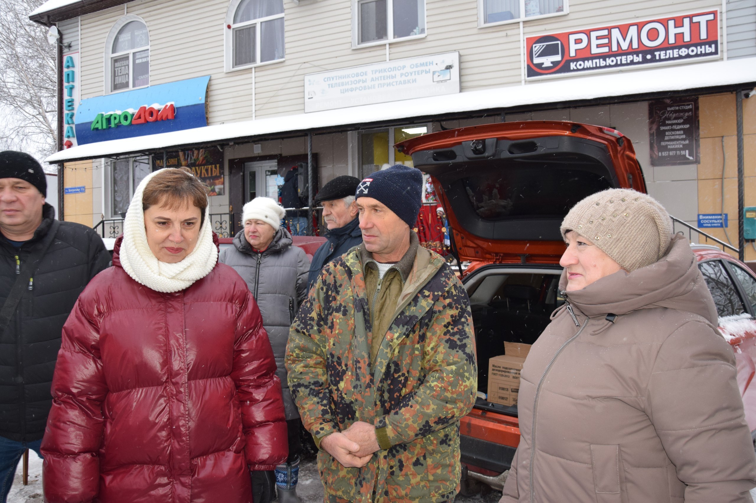 В Вейделевке состоялась традиционная предновогодняя ярмарка В Вейделевке состоялась традиционная предновогодняя ярмарка