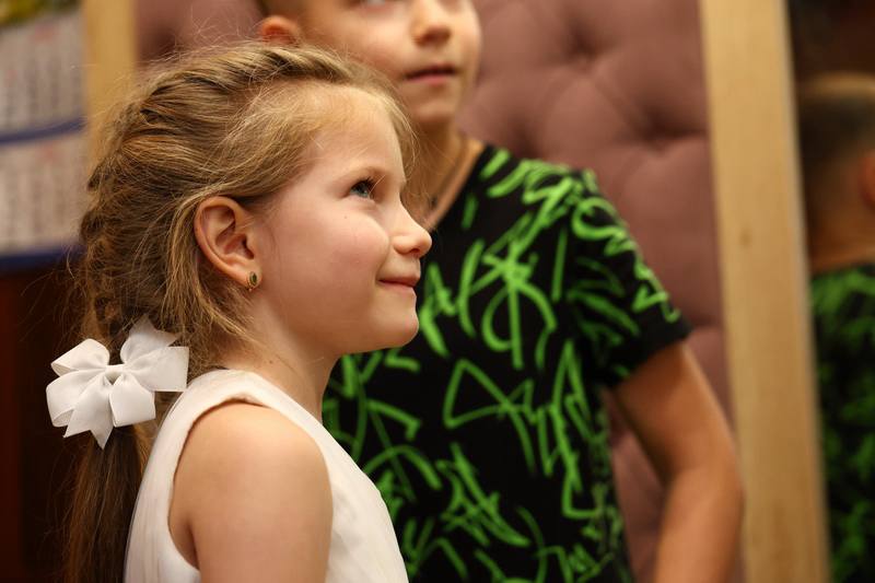 Полицейский Дед Мороз поздравил с наступающим Новым годом детей сотрудника органов внутренних дел Полицейский Дед Мороз поздравил с наступающим Новым годом детей сотрудника органов внутренних дел